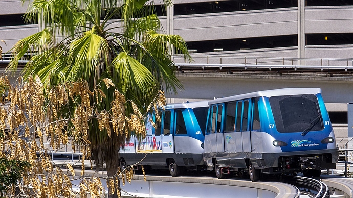 Metromover_double-unit_train_Omni_2012-04