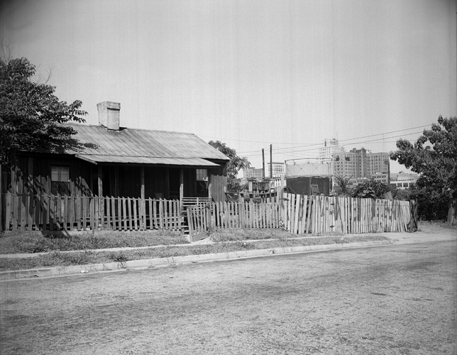 320 West Lenoir Street