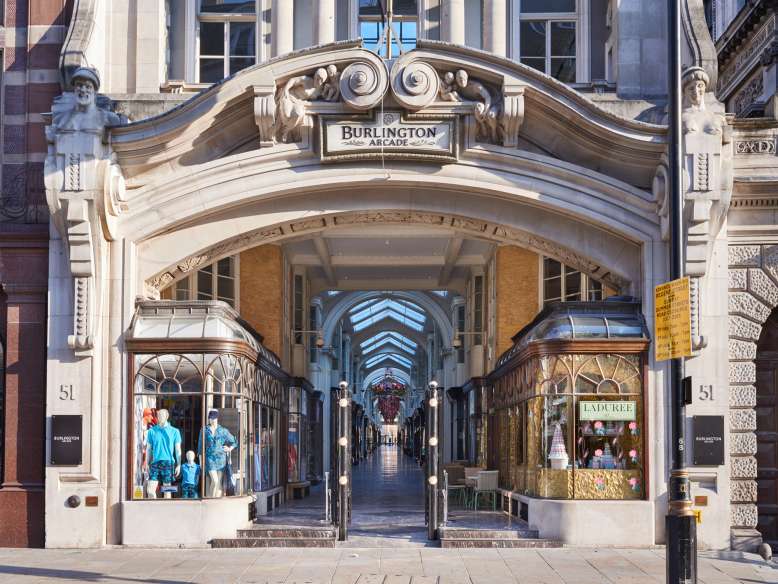 Burlington-Arcade-Piccadilly-London-Royal-Academy-Jamie-Fobert-Architects-British-stone-floor-marble-mosaic-Picadilly-entrance-389x292%402x
