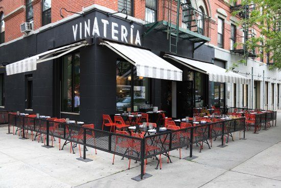 vinateria-s-outdoor-seating